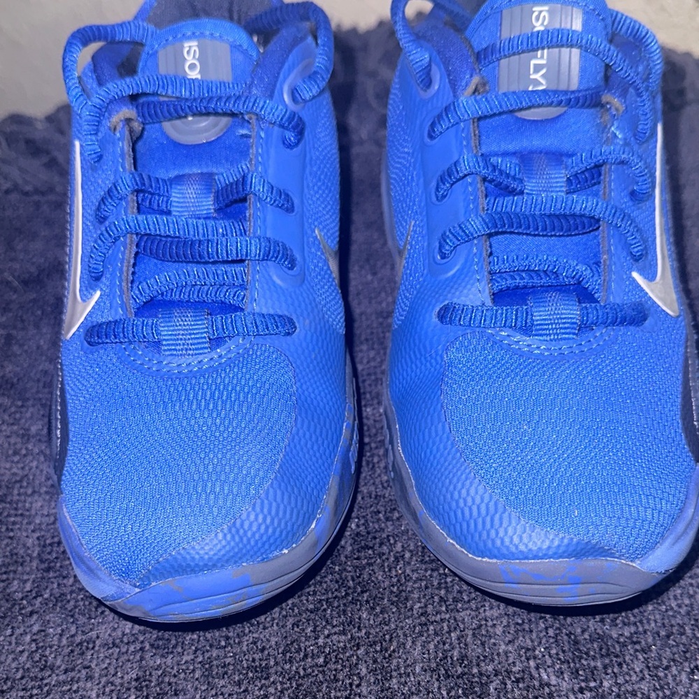 Nike ISOFLY Kids Size 1.5Y Royal Blue Black Grey Sneakers Basketball Shoes - Picture 4 of 8